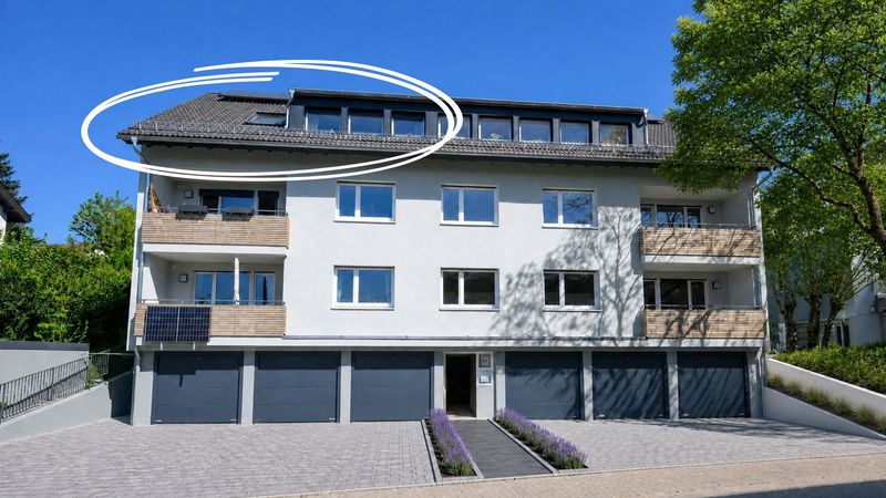 Dachgeschosswohnung | MFH top saniert (EH70) | 3 Zimmer | Balkon